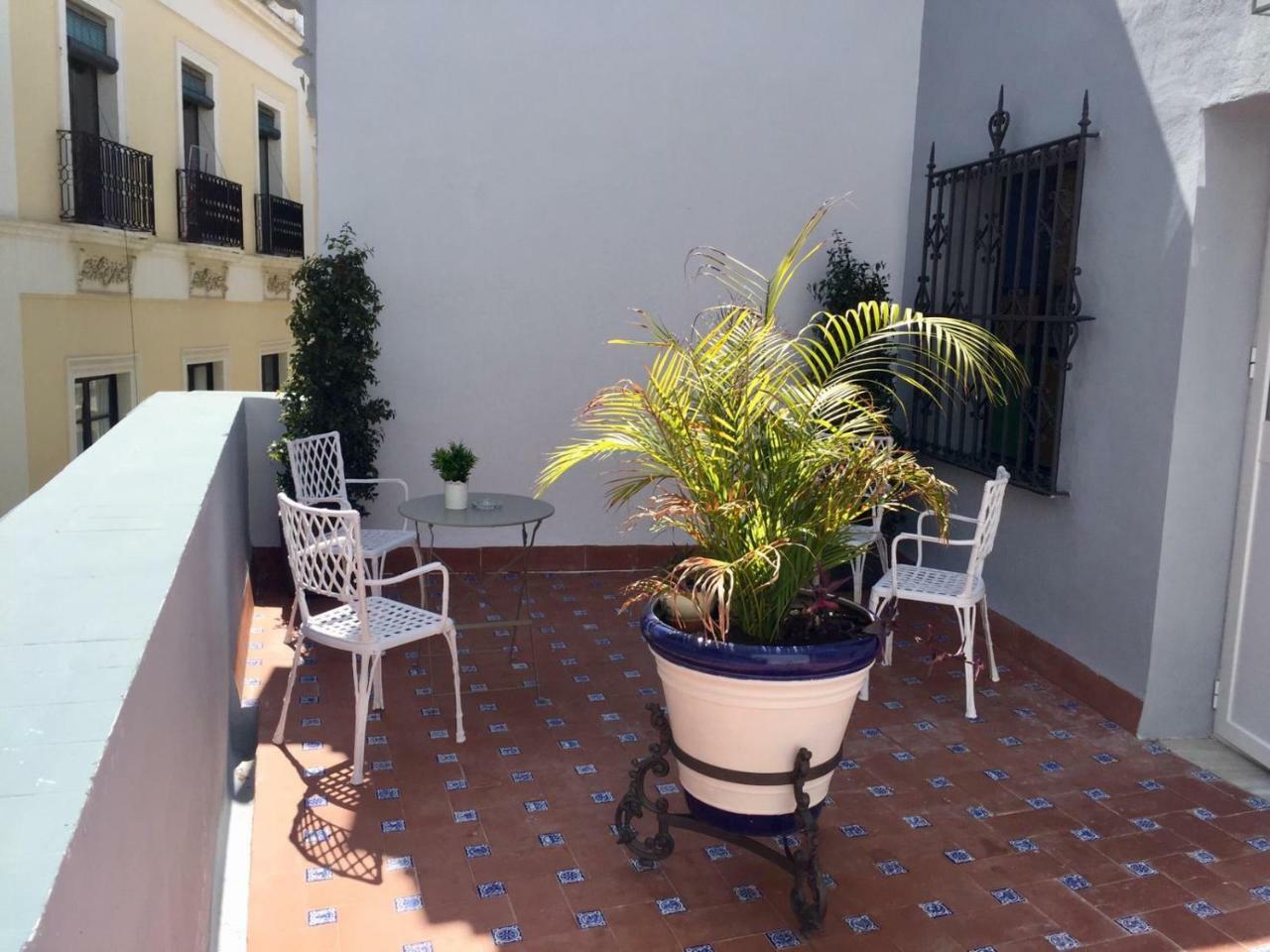 Basic Hotel Sevilla Catedral Exterior foto